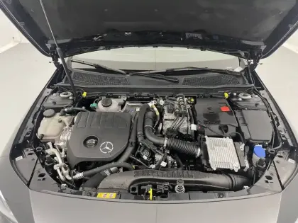 Photo 19 Mercedes CLA  Coupé 250 e Hybrid EQ 8G-DCT