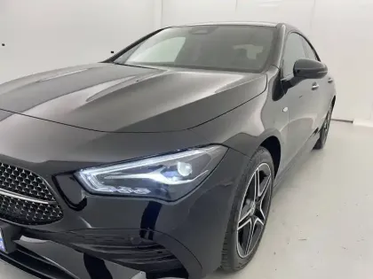 Photo 32 Mercedes CLA  Coupé 250 e Hybrid EQ 8G-DCT