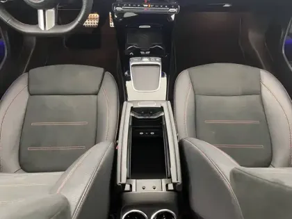 Photo 29 Mercedes CLA  Coupé 250 e Hybrid EQ 8G-DCT