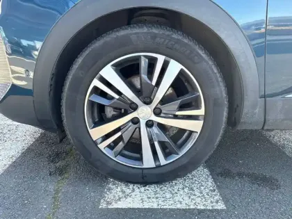 Photo 12 Peugeot 3008  PureTech 130ch S&S BVM6