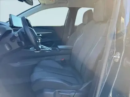 Photo 10 Peugeot 3008  PureTech 130ch S&S BVM6