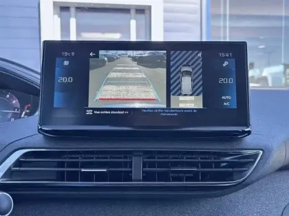 Photo 18 Peugeot 3008  PureTech 130ch S&S BVM6