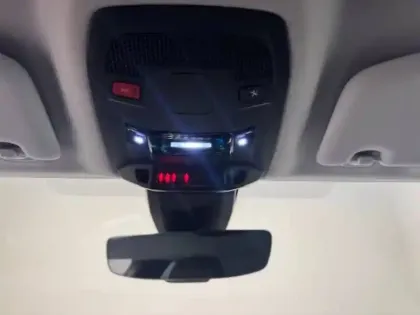 Photo 42 Peugeot 508  Hybrid 225 e-EAT8