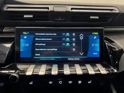 Photo 10 Peugeot 508  Hybrid 225 e-EAT8