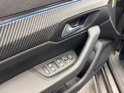 Photo 22 Peugeot 508  Hybrid 225 e-EAT8