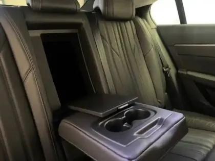 Photo 34 Peugeot 508  Hybrid 225 e-EAT8