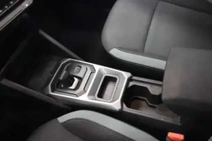 Photo 34 Dacia Duster  Hybrid 140