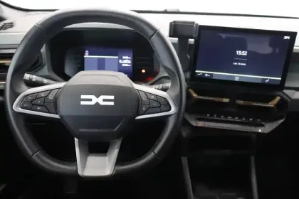 Photo 49 Dacia Duster  Hybrid 140