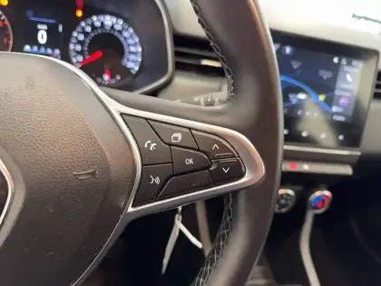 Photo 47 Renault Clio Gén. V (BJA) Ph1 Business 5