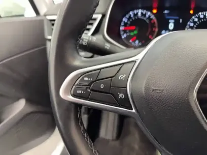 Photo 45 Renault Clio Gén. V (BJA) Ph1 Business 5