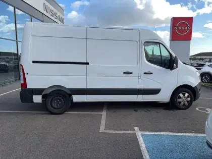 Photo 63 Nissan Interstar  FOURGON L2H2 3T3 2.3 DCI 135