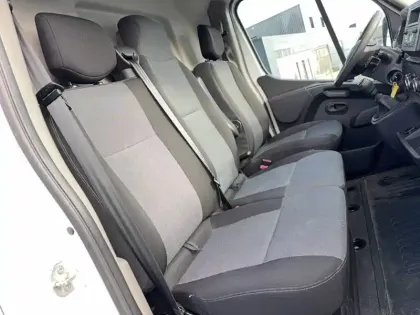 Photo 42 Nissan Interstar  FOURGON L2H2 3T3 2.3 DCI 135