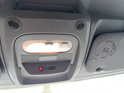 Photo 25 Nissan Interstar Gén. II Ph1 Acenta 4