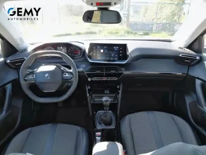 Photo 23 Peugeot 2008  PureTech 100 S&S BVM6