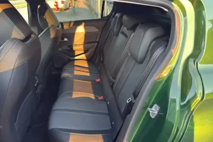 Photo 10 Peugeot 308  PureTech 130ch S&S EAT8