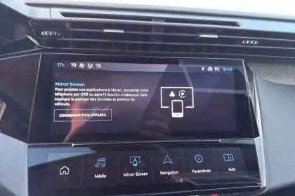 Photo 19 Peugeot 308  PureTech 130ch S&S EAT8