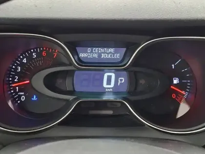 Photo 34 Renault Captur  TCe 150 FAP EDC