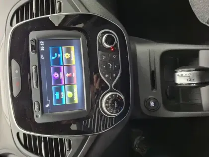 Photo 35 Renault Captur  TCe 150 FAP EDC