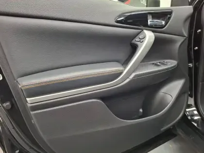 Photo 22 Mitsubishi Eclipse  Cross 1.5 MIVEC 163 BVM6 2WD