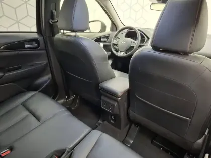 Photo 24 Mitsubishi Eclipse  Cross 1.5 MIVEC 163 BVM6 2WD