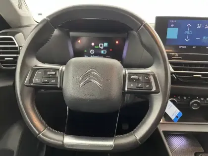 Photo 16 Citroën C4 e- 136 ch Automatique