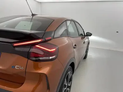 Photo 10 Citroën C4 e- 136 ch Automatique