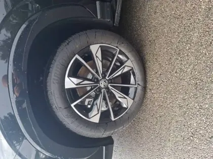 Photo 15 Mg EHS  1.5T PHEV 272 ch