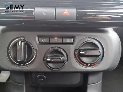 Photo 36 Citroën C3 Gén. III Ph2 YOU! 5