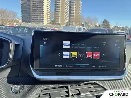 Photo 8 Peugeot 2008  Electrique 136 ch