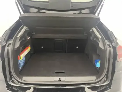 Photo 12 Citroën C4 e- 136 ch Automatique