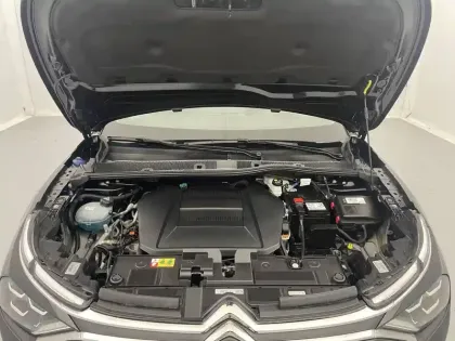 Photo 20 Citroën C4 e- 136 ch Automatique