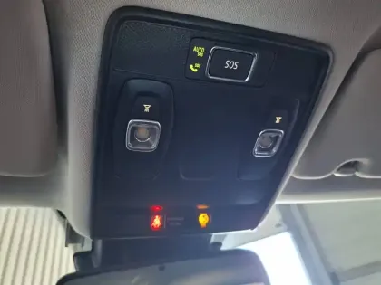 Photo 39 Renault Captur  Blue dCi 95