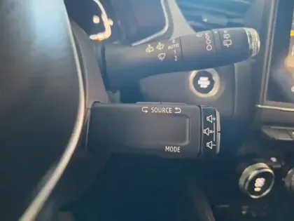 Photo 32 Renault Captur  Blue dCi 95