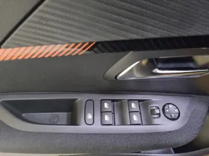 Photo 53 Peugeot 208 Gén. II Ph1 NG Active Pack 5