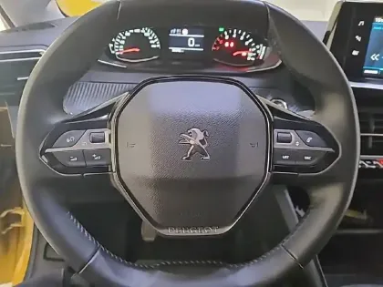 Photo 32 Peugeot 208 Gén. II Ph1 NG Active Pack 5