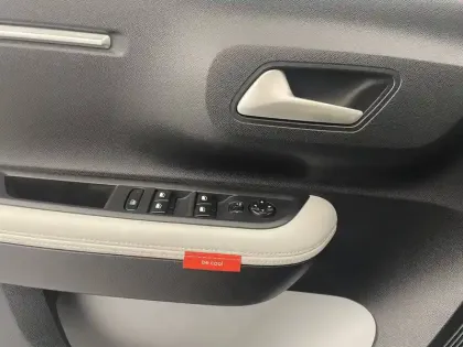 Photo 27 Citroën C3  Turbo 100 ch BVM6