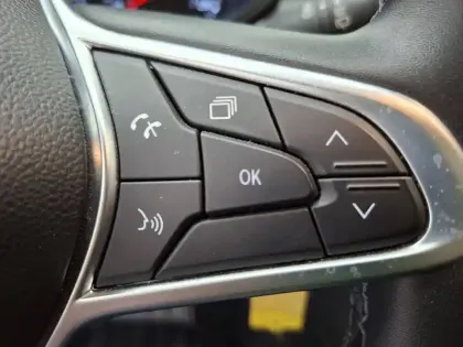 Photo 76 Renault Clio Gén. V (BJA) Ph1 Business 5