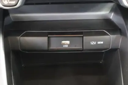 Photo 27 Kia Stonic  1.0 T-GDi 100 ch BVM6