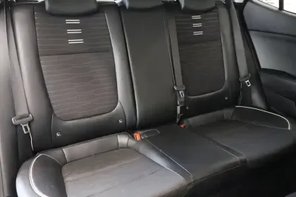 Photo 11 Kia Stonic  1.0 T-GDi 100 ch BVM6