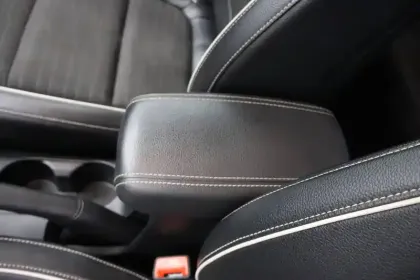 Photo 19 Kia Stonic  1.0 T-GDi 100 ch BVM6