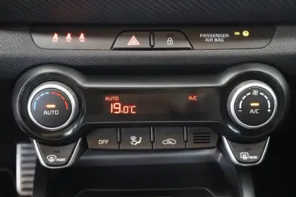 Photo 23 Kia Stonic  1.0 T-GDi 100 ch BVM6