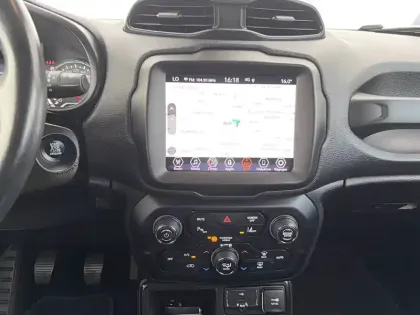 Photo 78 Jeep Renegade  1.0 Turbo T3 120 ch BVM6