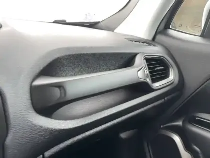 Photo 46 Jeep Renegade  1.0 Turbo T3 120 ch BVM6