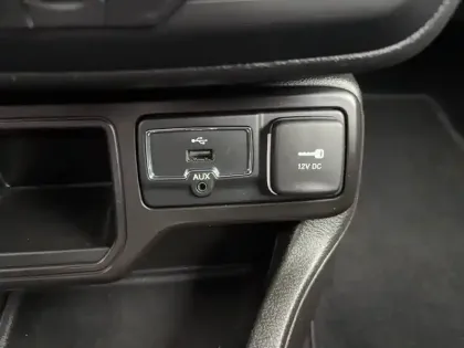 Photo 94 Jeep Renegade  1.0 Turbo T3 120 ch BVM6