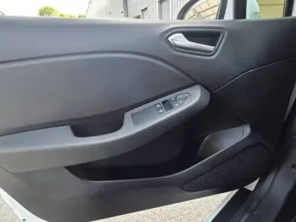 Photo 46 Renault Clio  TCe 90 - 21