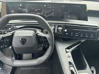 Photo 21 Peugeot 3008  Hybrid 145 e-DCS6 Allure