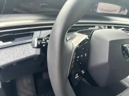 Photo 6 Peugeot 3008  Hybrid 145 e-DCS6 Allure