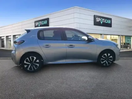 Photo 5 Peugeot 208  Hybrid 110 ch e-DCS6 Style