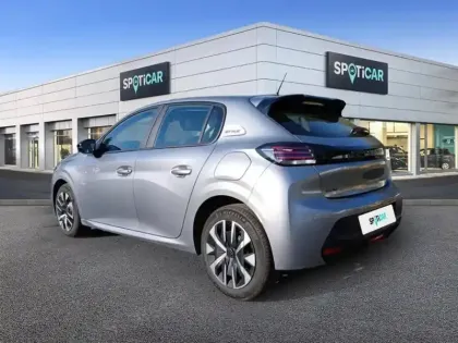 Photo 29 Peugeot 208  Hybrid 110 ch e-DCS6 Style