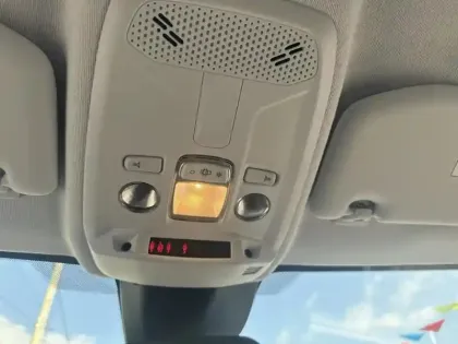 Photo 24 Opel Corsa  1.2 Turbo 100 ch BVM6 Edition